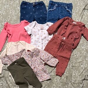 Lot of Baby Girl Clothes (3-6 months)